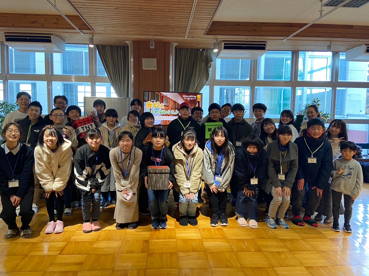 宮城県気仙沼市にて、教育版マインクラフトを使った廃校ワークショップを実施しました。