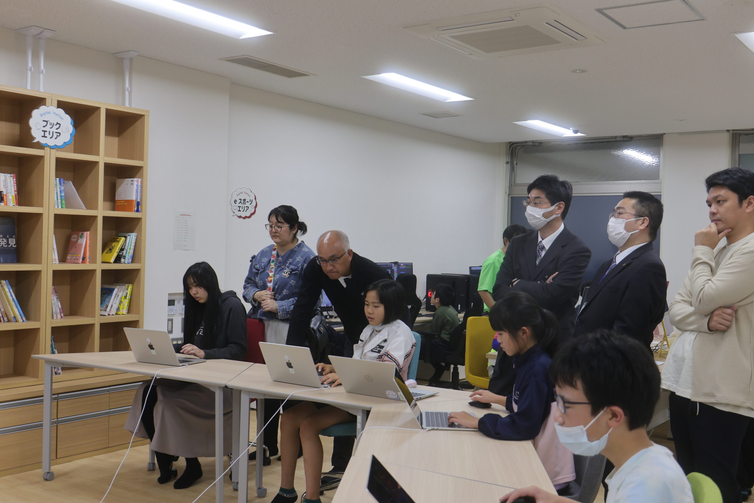 子ども第三の居場所「ラポールくしろ」でワークショップを開催しました