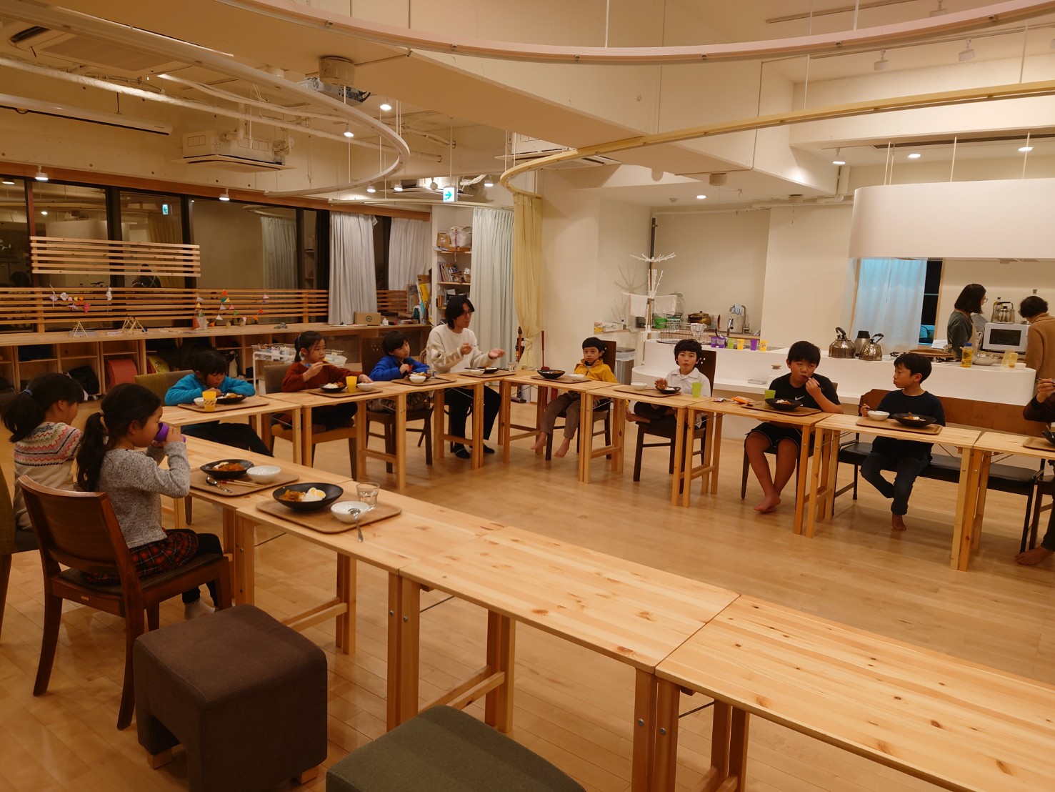 子ども第三の居場所「はぐくみ共同体nalba」でワークショップを開催しました